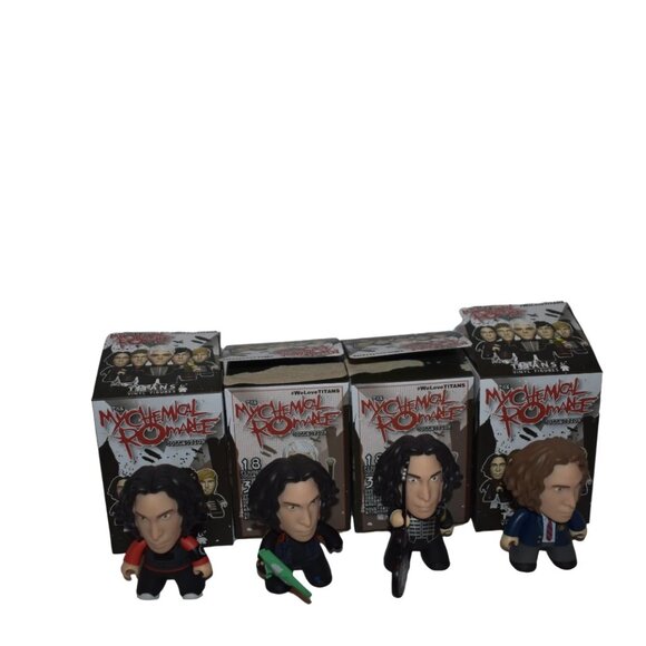 Set of 4 TITANS: The My Chemical Romance 2017 MCR Ray Toro 3" Vinyl Figures - Picture 2 of 4